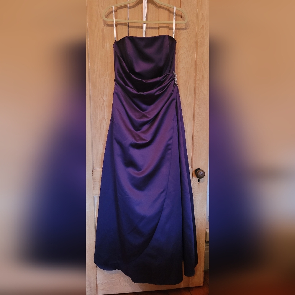 David's Bridal Deep Purple Satin Maxi Skirt SIZE 10 BUT SMALL